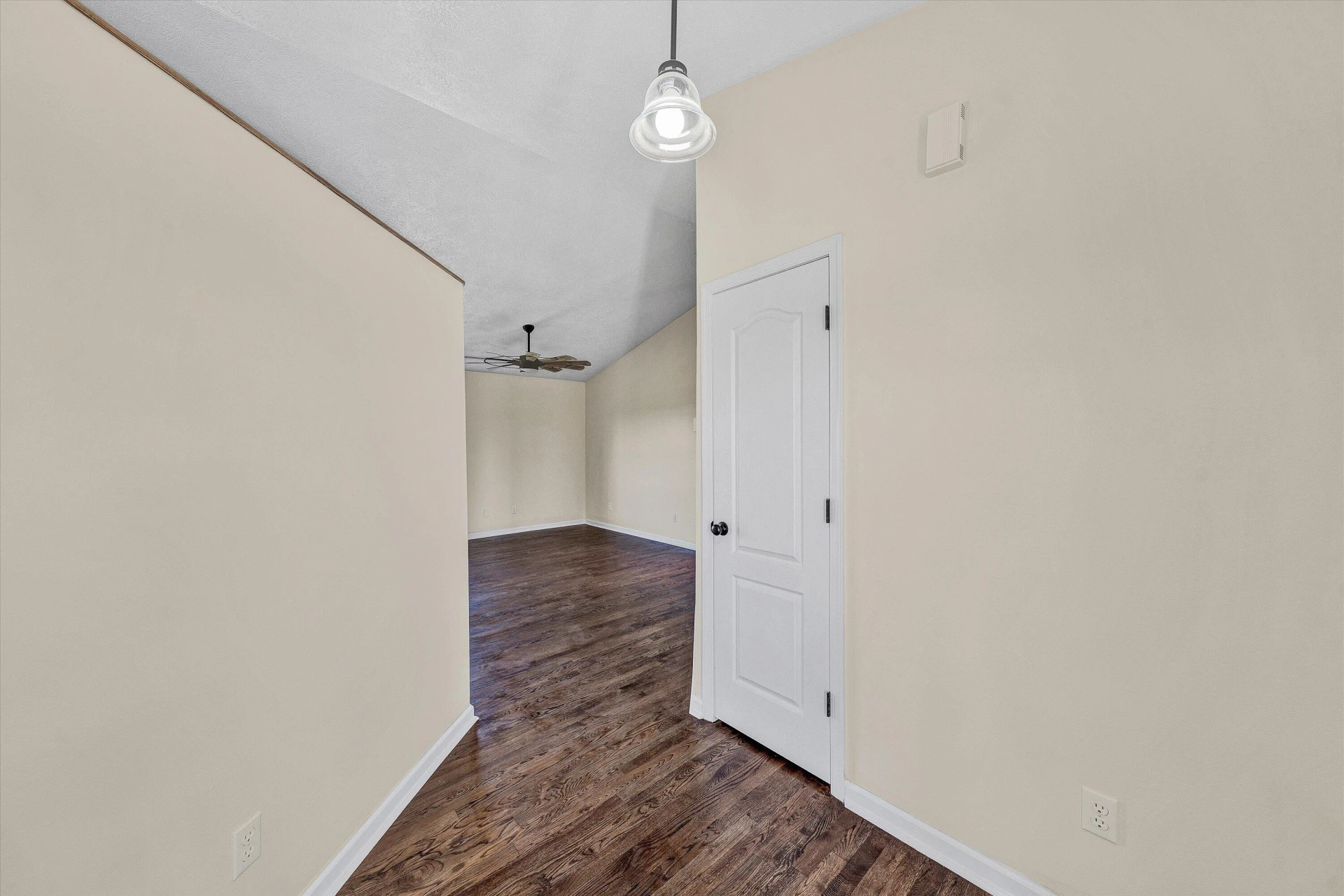 1147 Hickory Cove LN - Photo 21