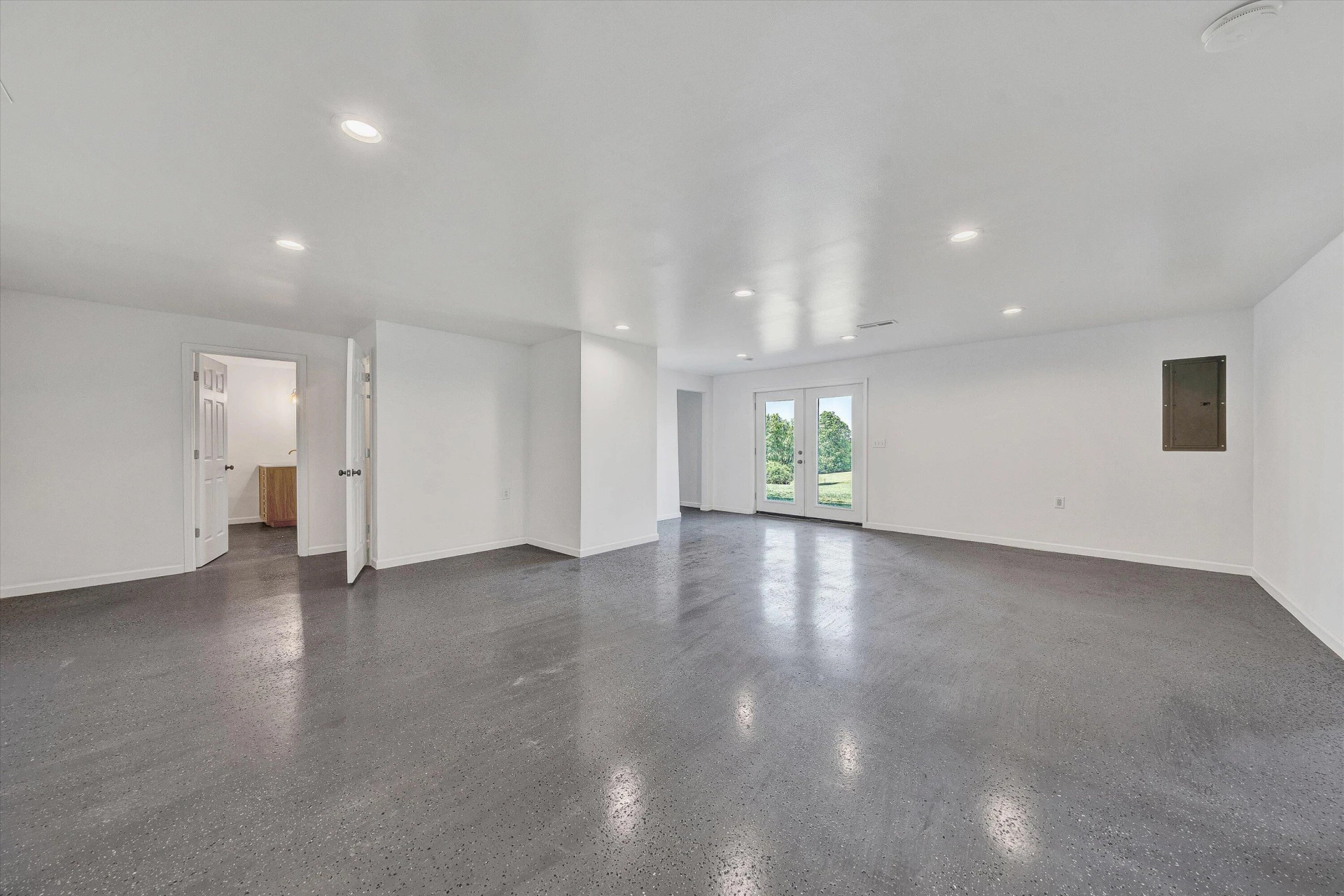 1147 Hickory Cove LN - Photo 26