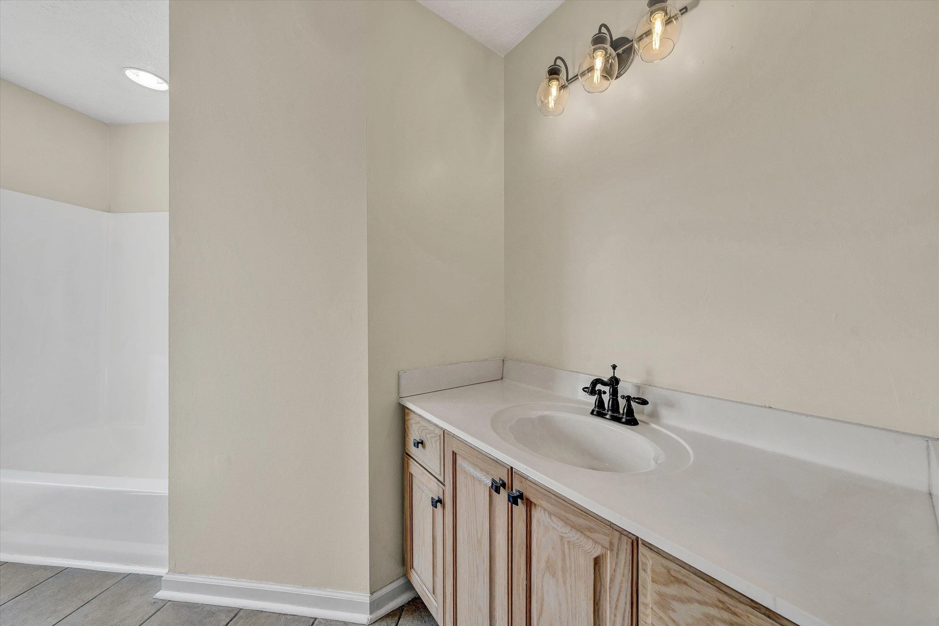 1147 Hickory Cove LN - Photo 37