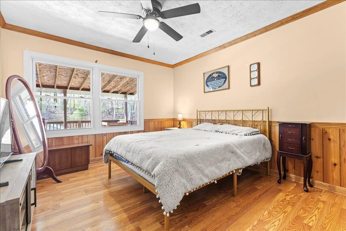 310 Overland DR - Photo 18