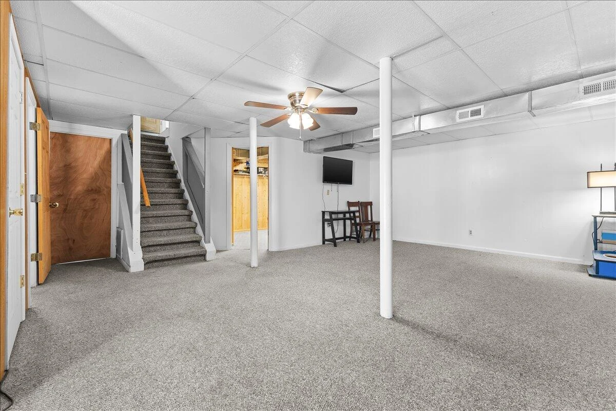 310 Overland DR - Photo 20