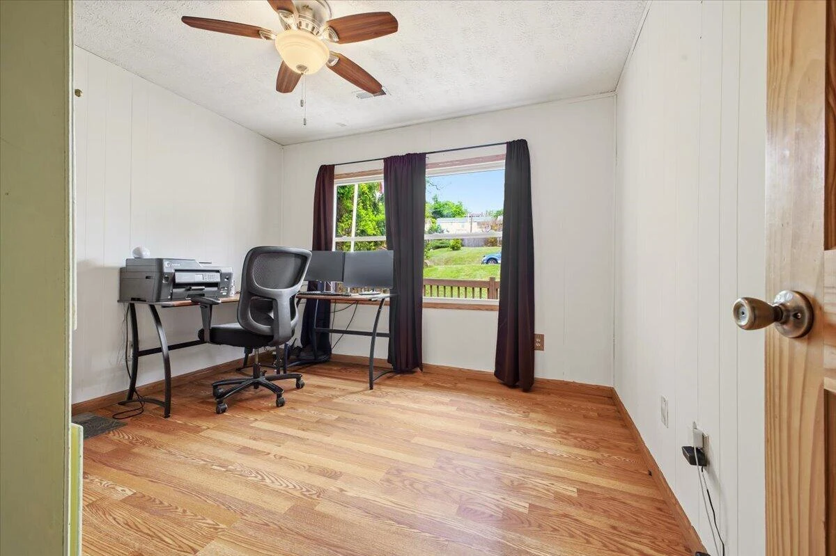 310 Overland DR - Photo 24