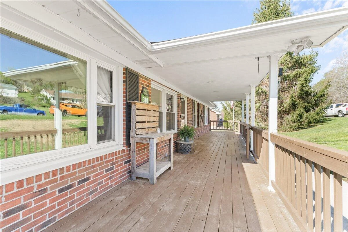 310 Overland DR - Photo 3