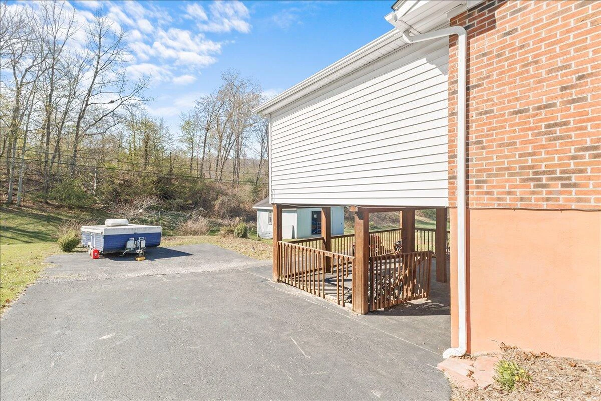310 Overland DR - Photo 34