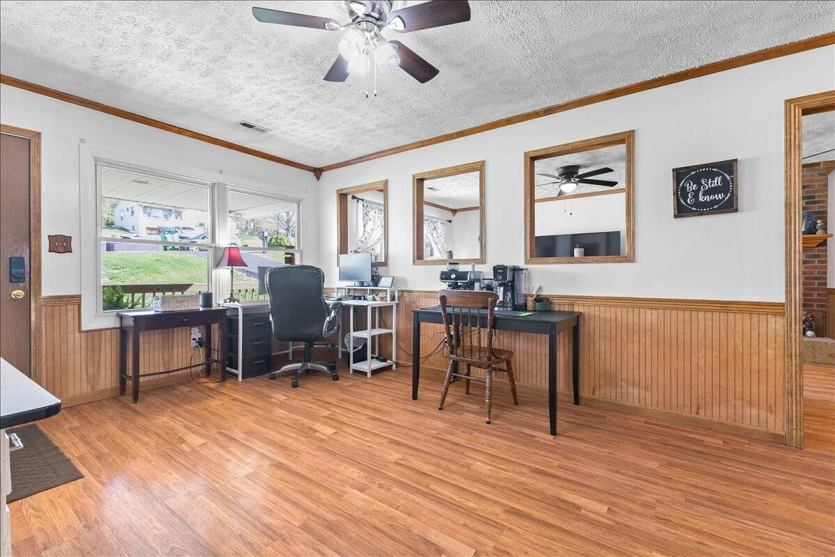 310 Overland DR - Photo 6