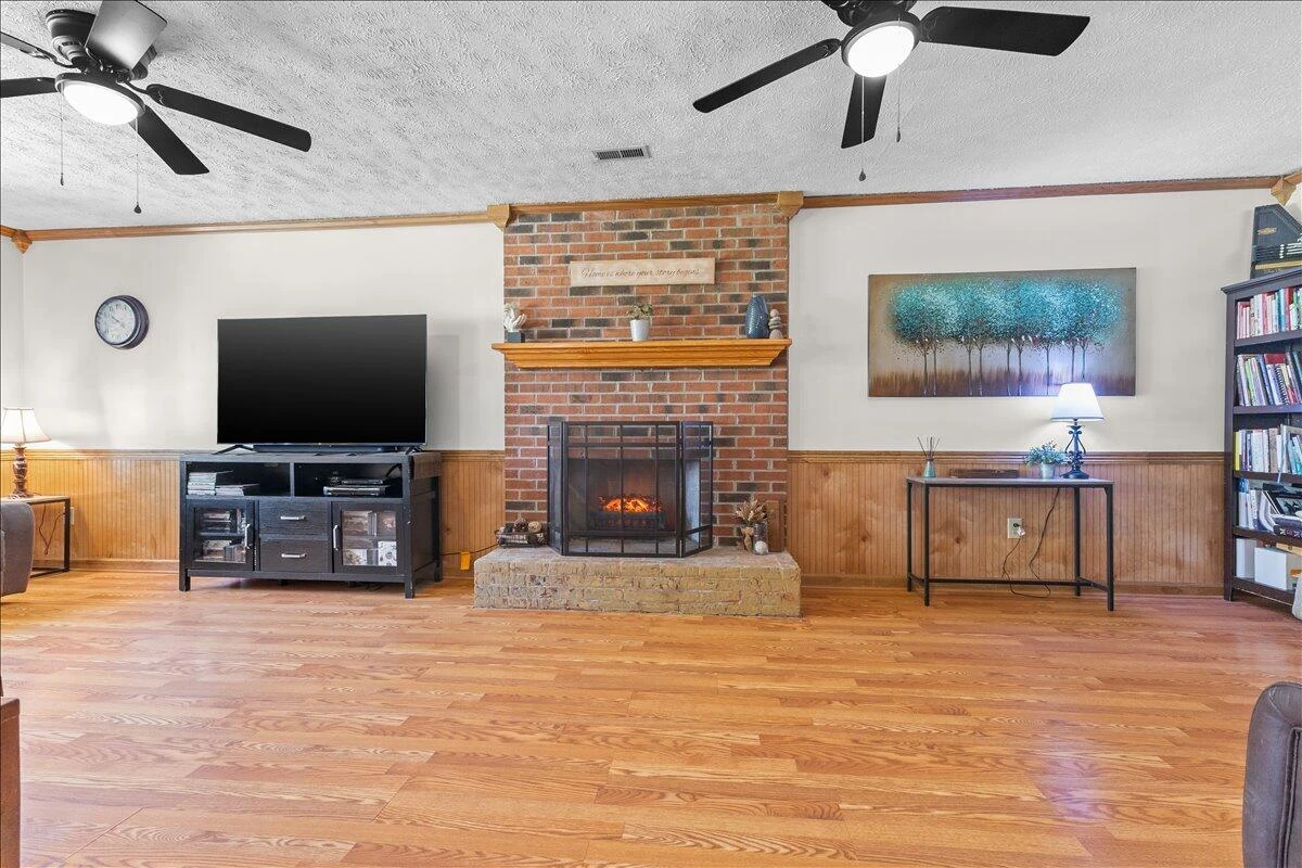 310 Overland DR - Photo 7