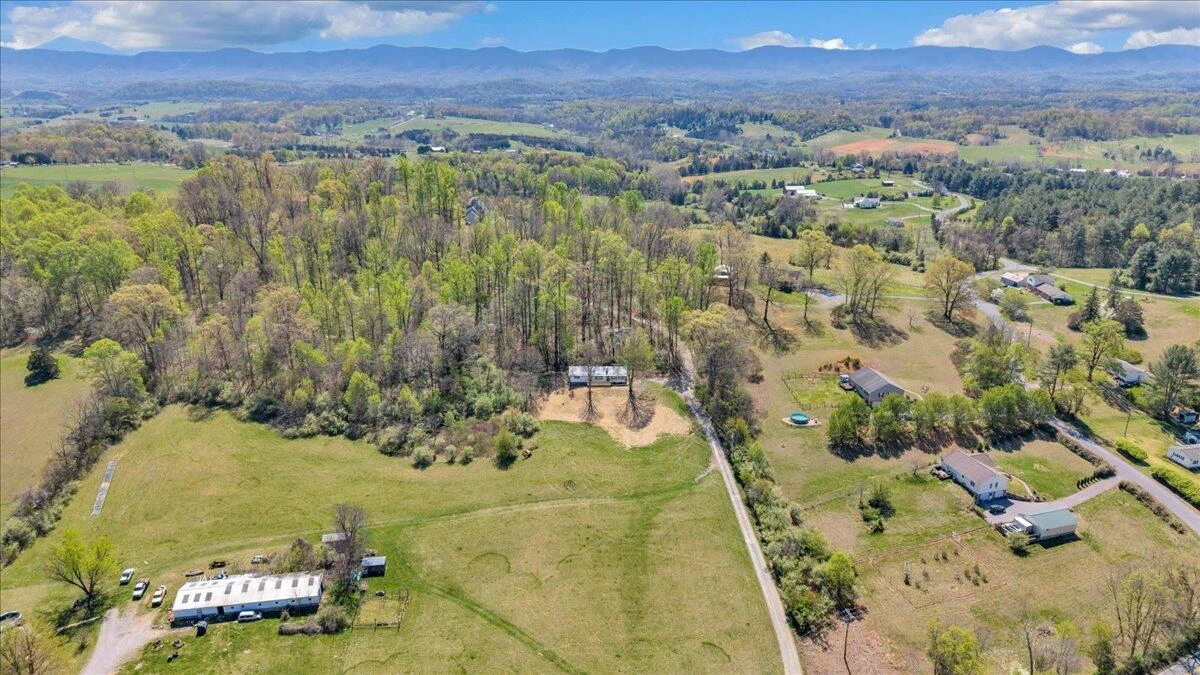 85 Little Paws LN - Photo 44