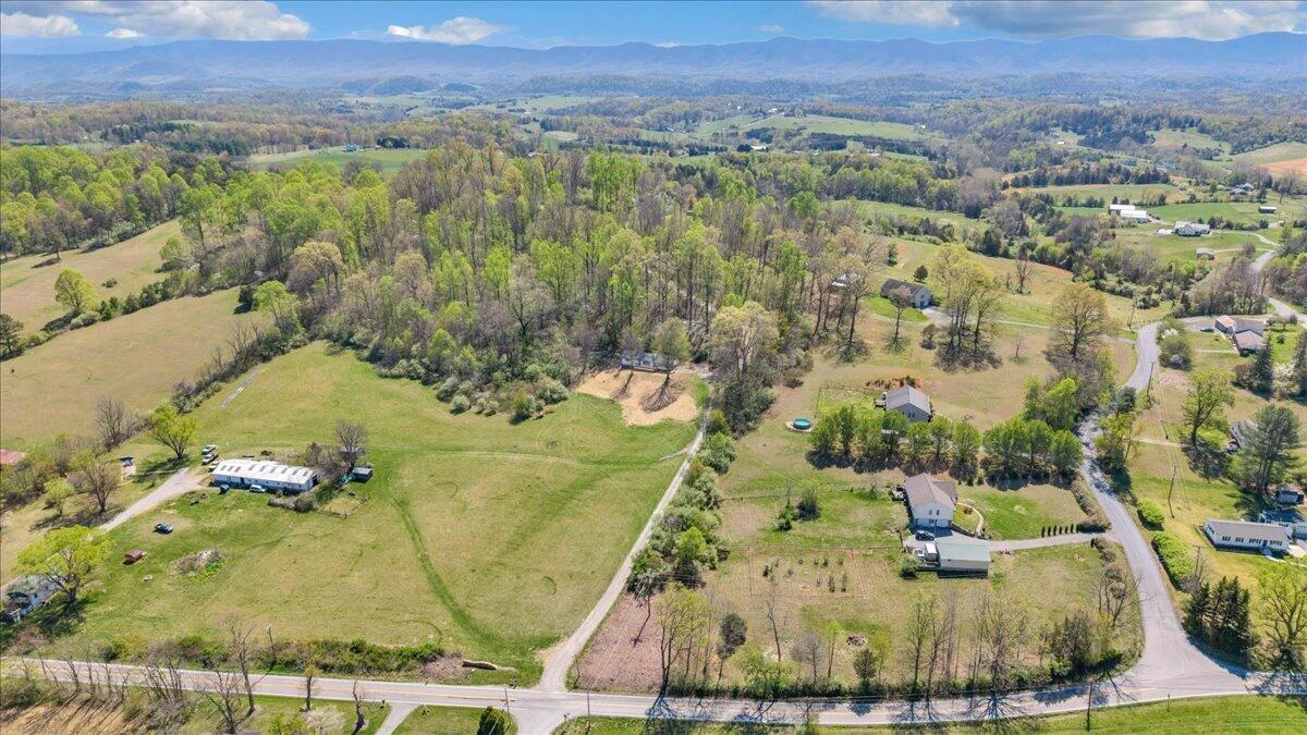 85 Little Paws LN - Photo 46