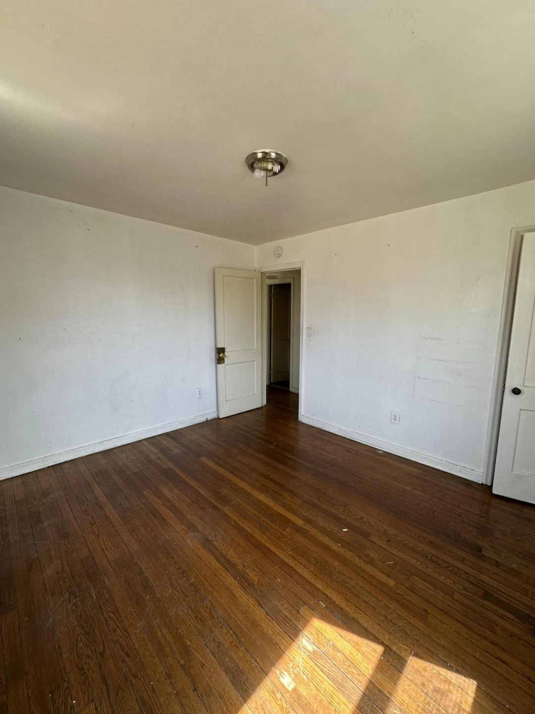 1315 Dudley ST - Photo 10