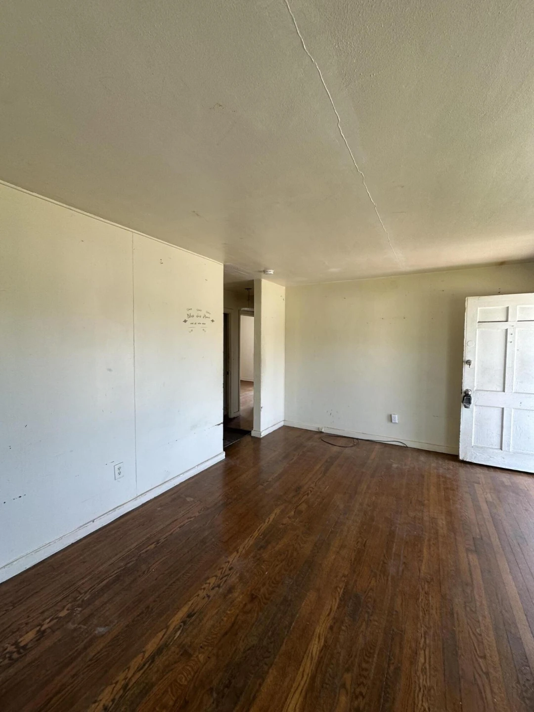 1315 Dudley ST - Photo 3