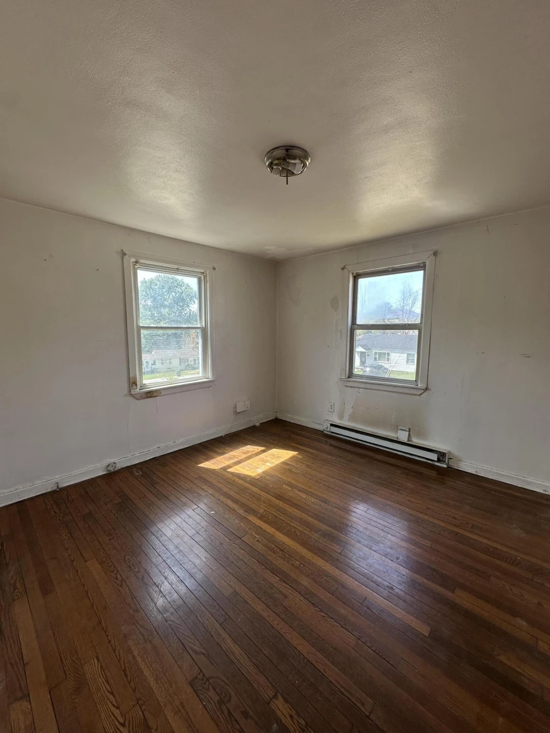 1315 Dudley ST - Photo 9