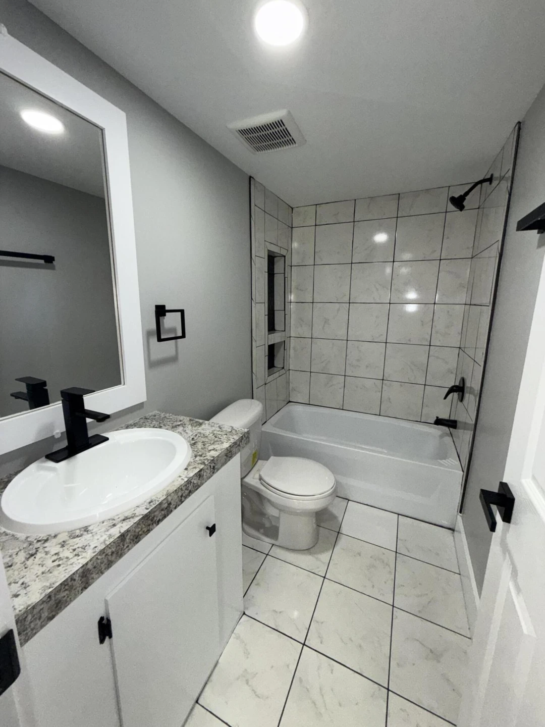 1176 Greenhill CT - Photo 16