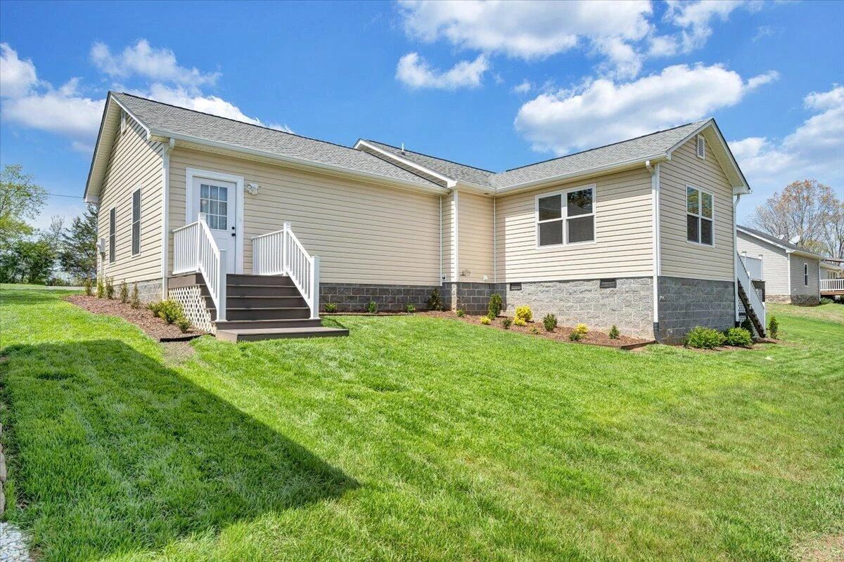 462 GILFORD RD - Photo 40