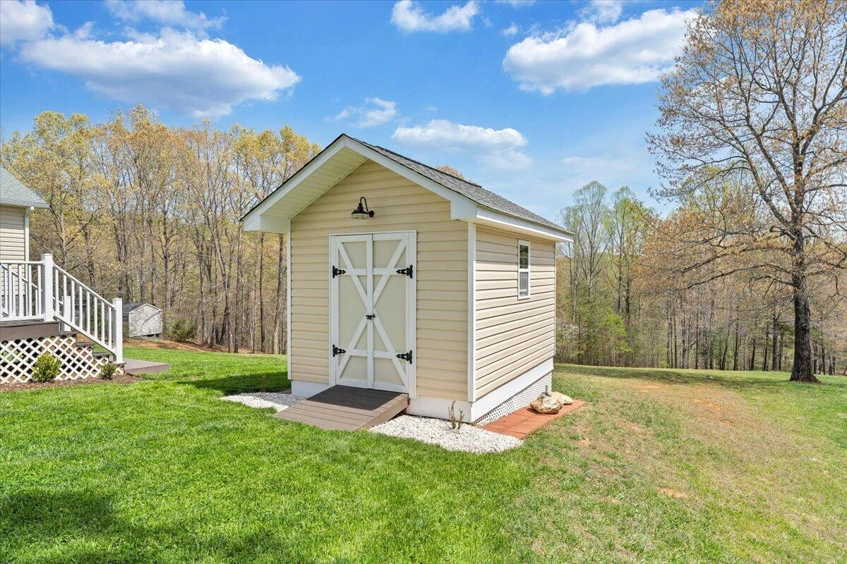 462 GILFORD RD - Photo 44