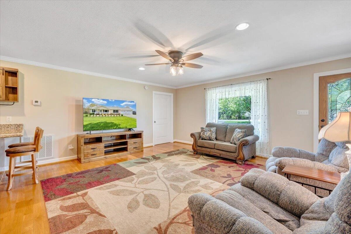462 GILFORD RD - Photo 7