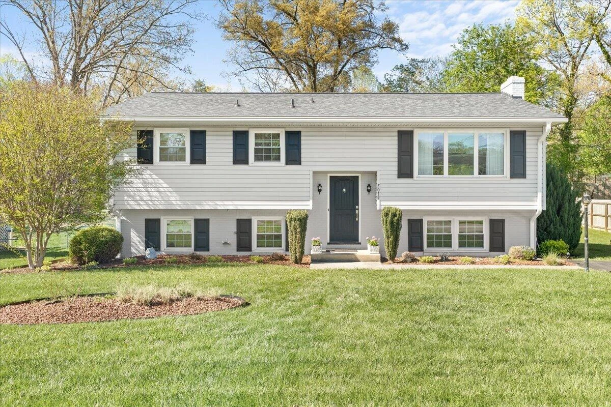 5019 Keithwood DR