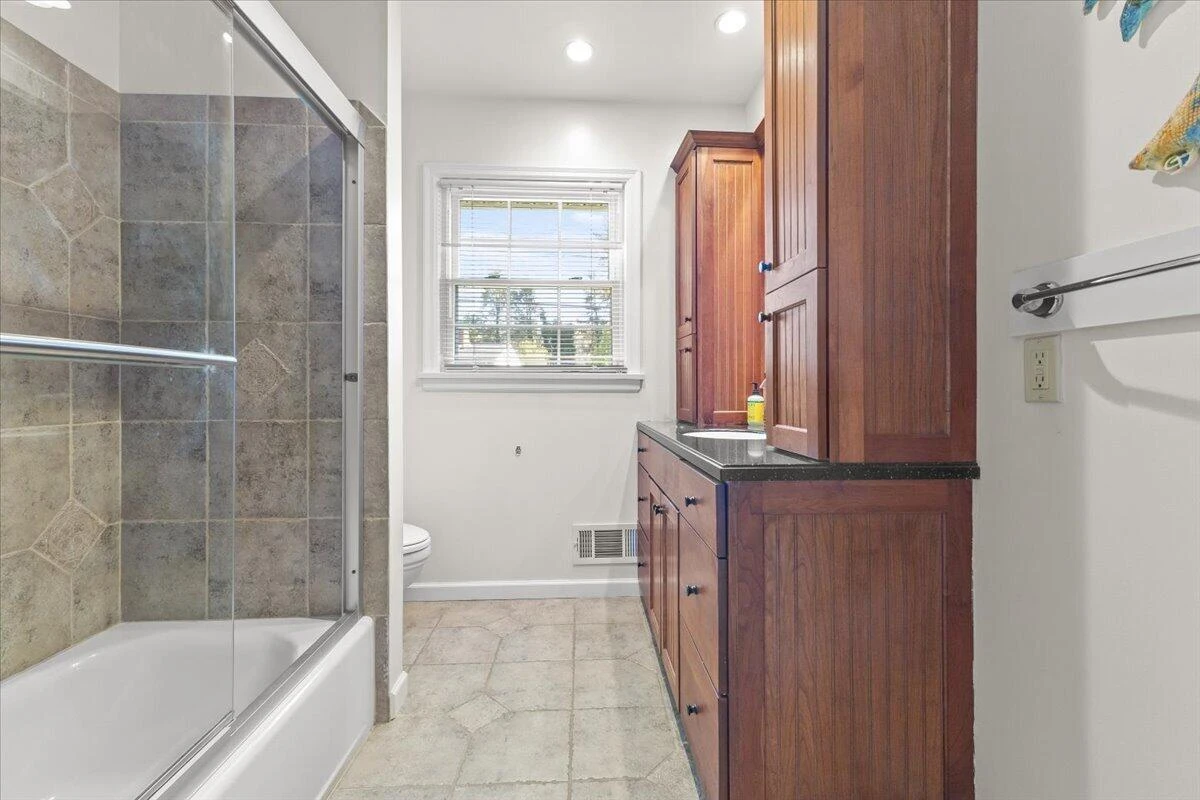 5019 Keithwood DR - Photo 10