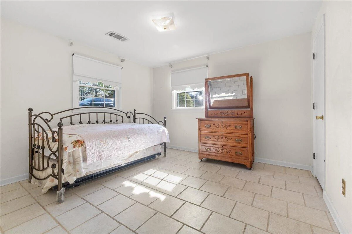 5019 Keithwood DR - Photo 17
