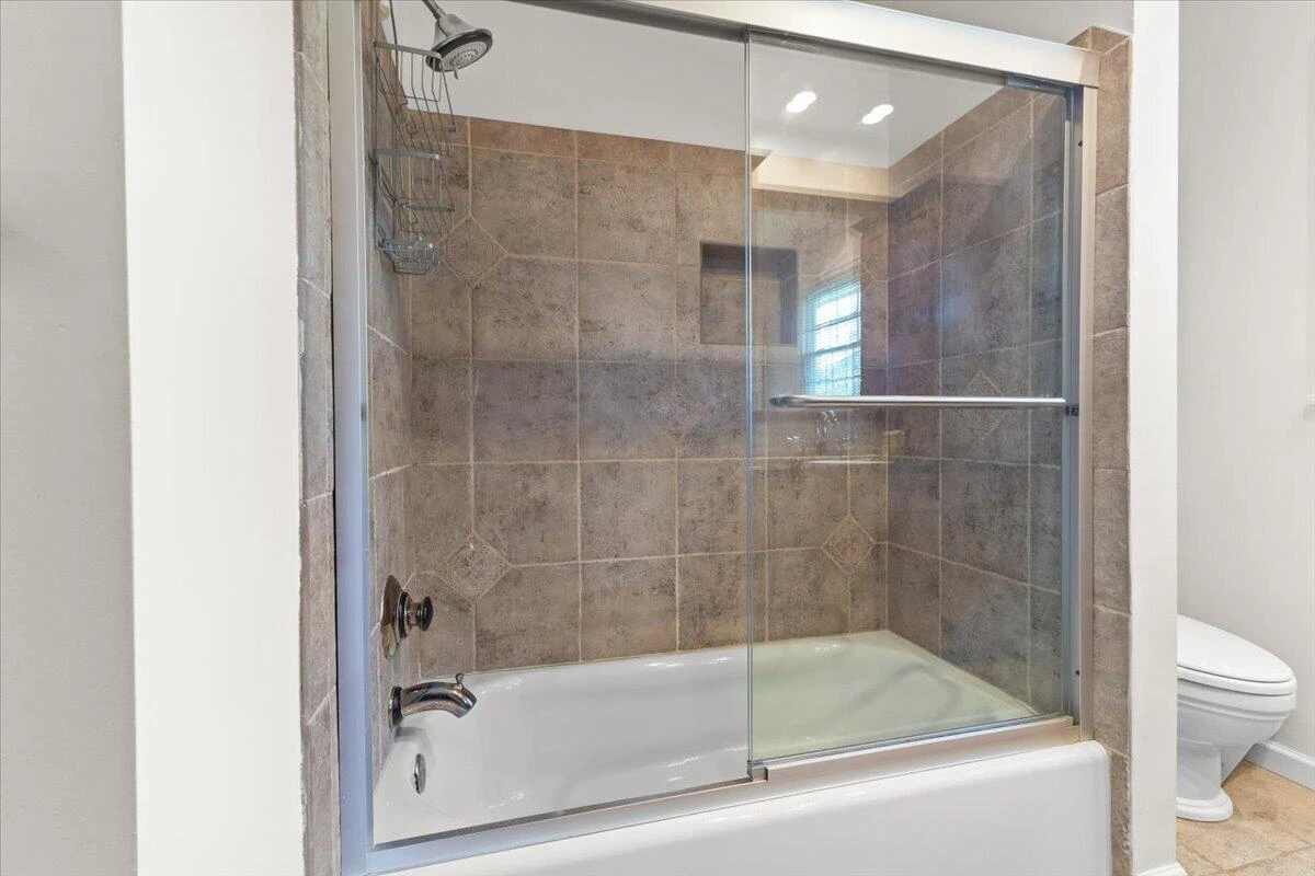 5019 Keithwood DR - Photo 9