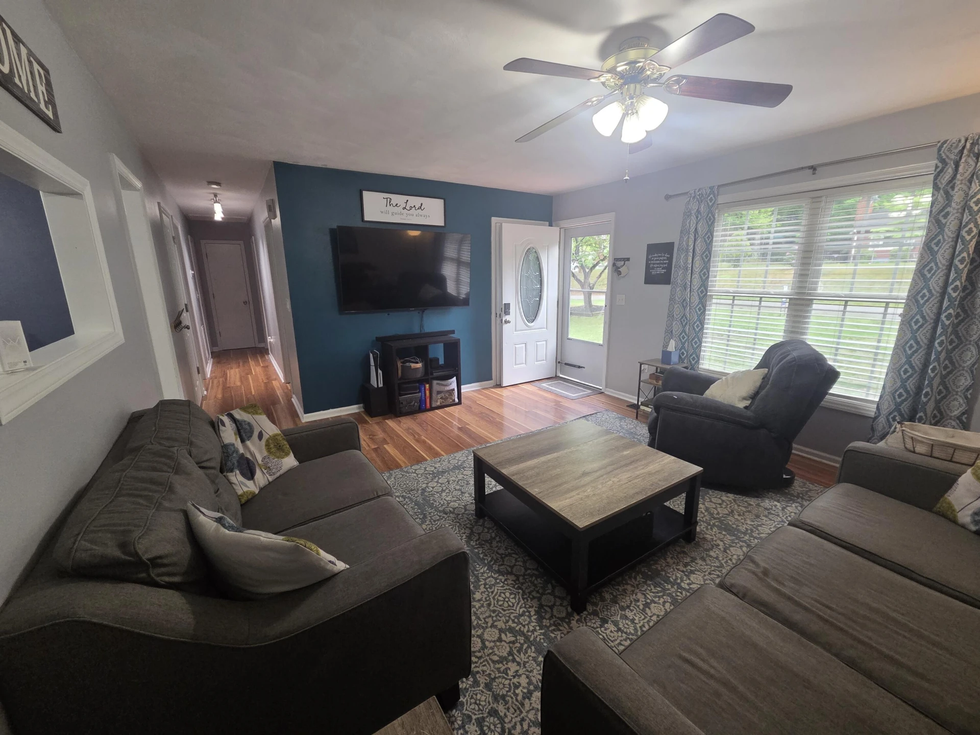 5075 Youngwood DR - Photo 3