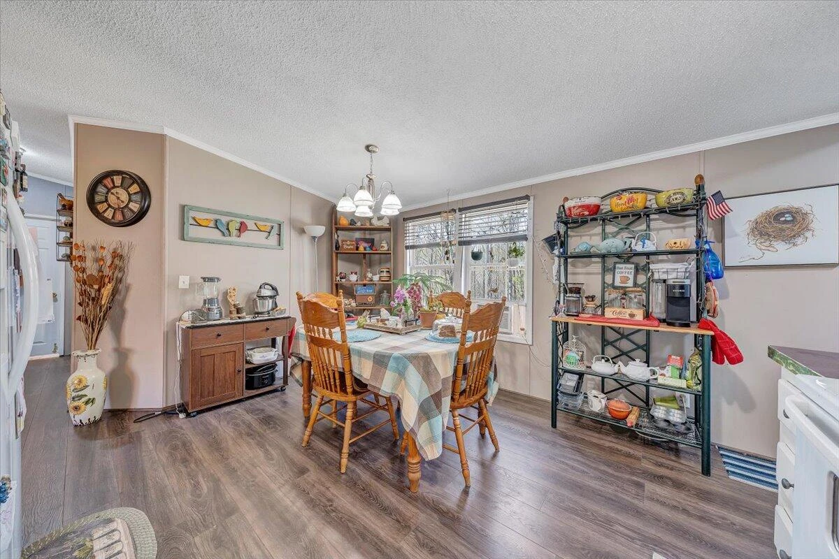 105 CHEROKEE LN - Photo 12