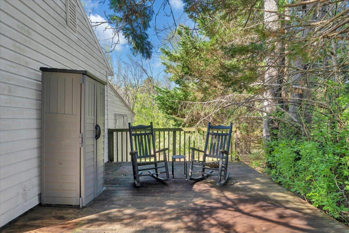 105 CHEROKEE LN - Photo 23