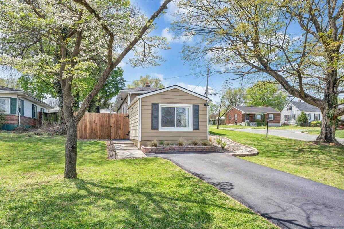 2354 Berkley AVE - Photo 41