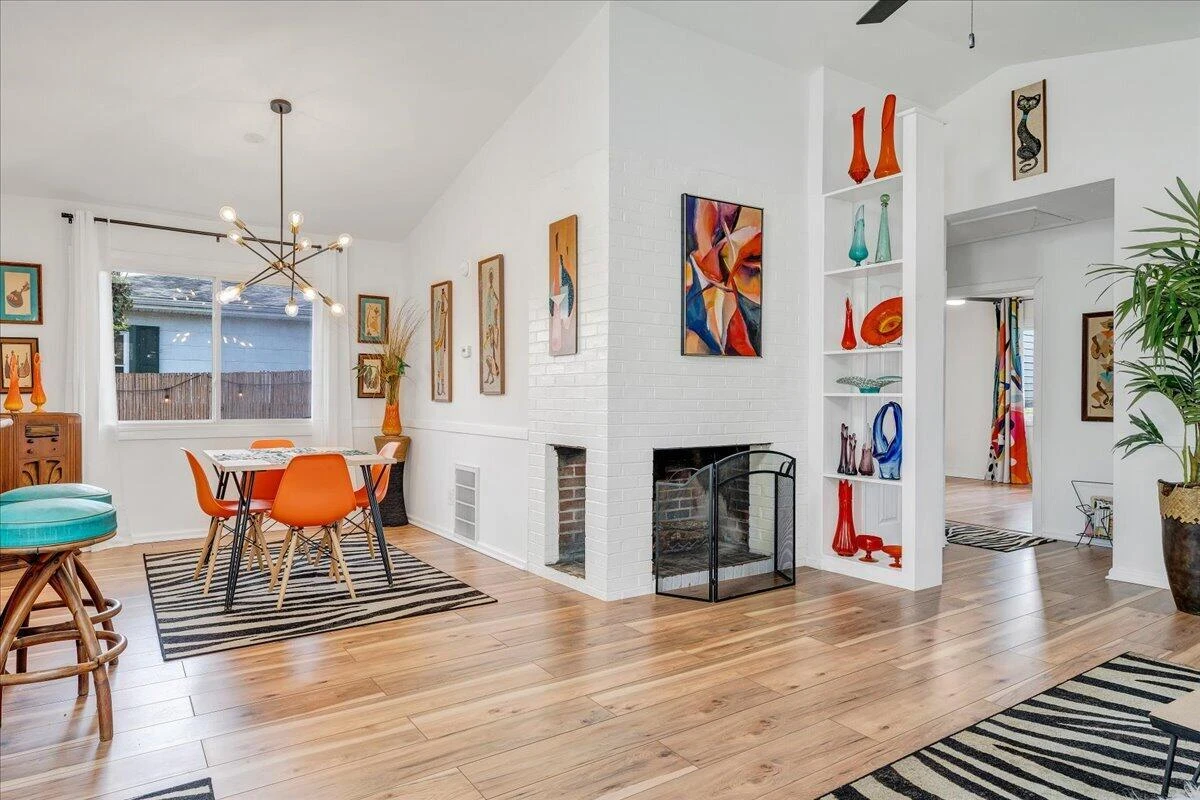 2354 Berkley AVE - Photo 6