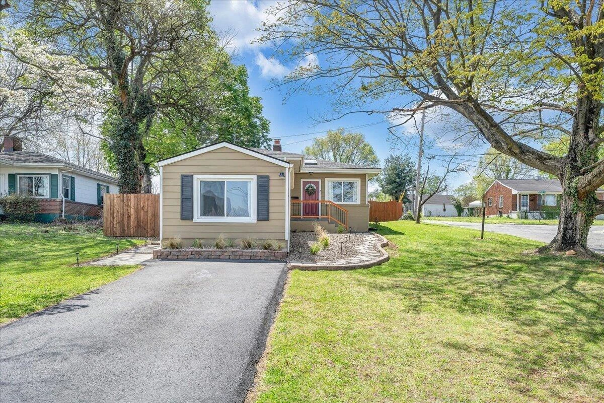 2354 Berkley AVE - Photo 42