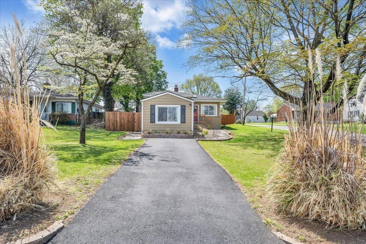 2354 Berkley AVE - Photo 43