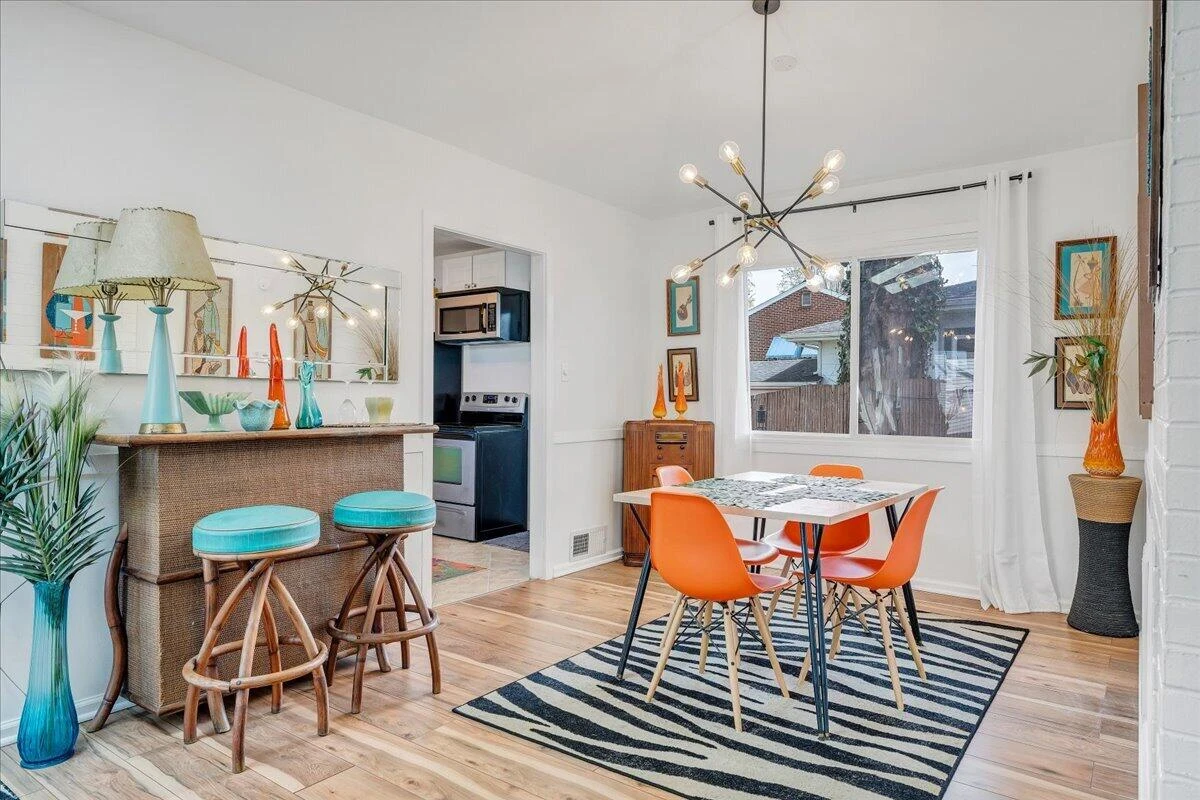 2354 Berkley AVE - Photo 11