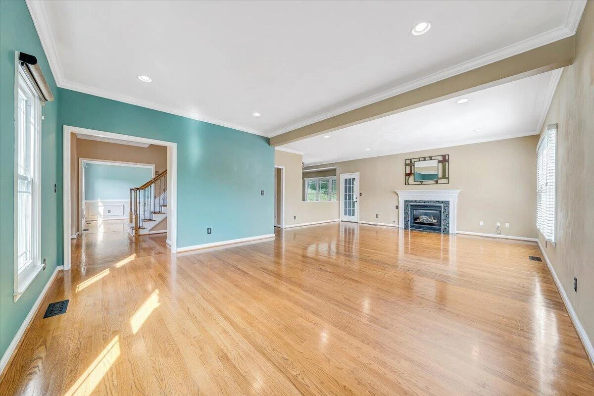 7706 Hollins Court CIR - Photo 10