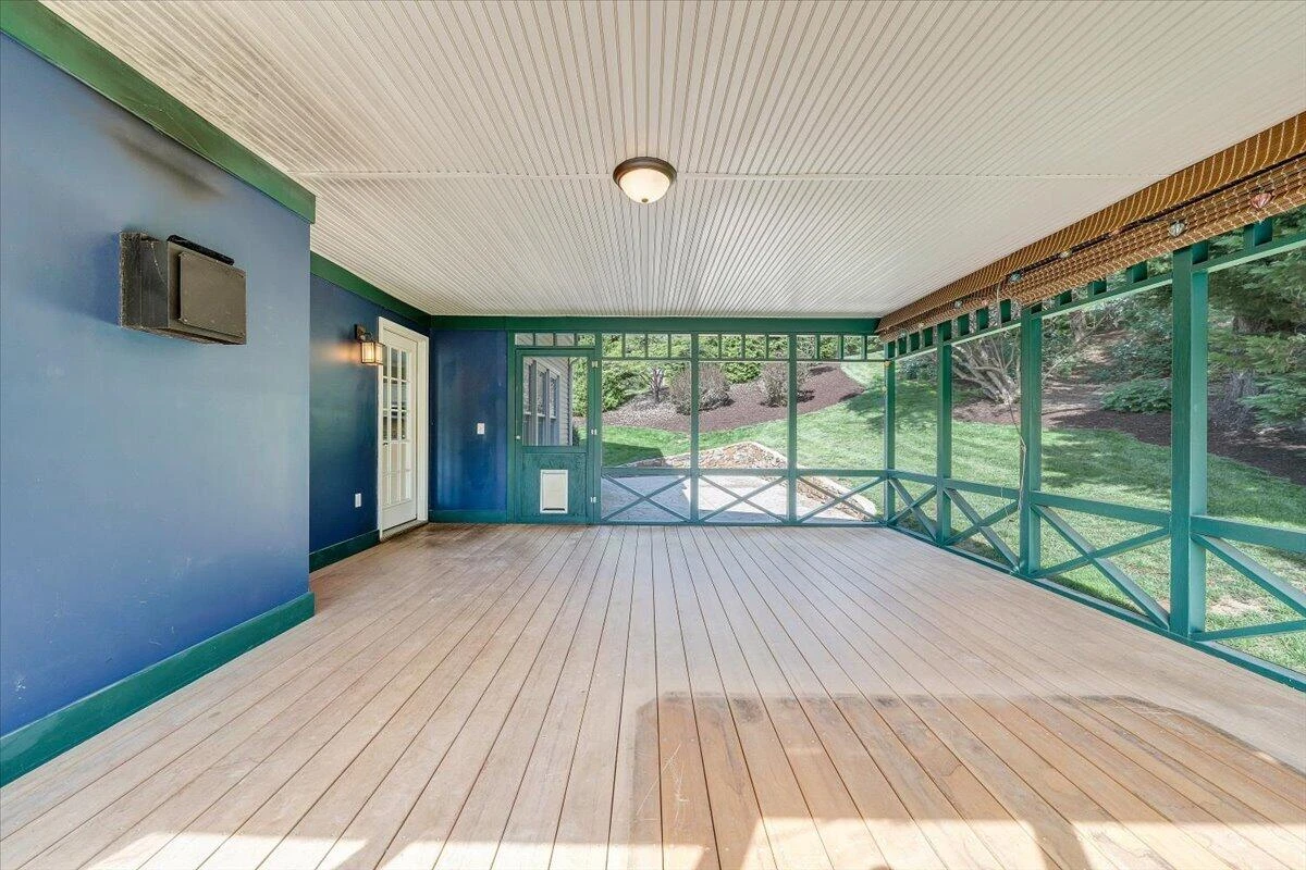 7706 Hollins Court CIR - Photo 17
