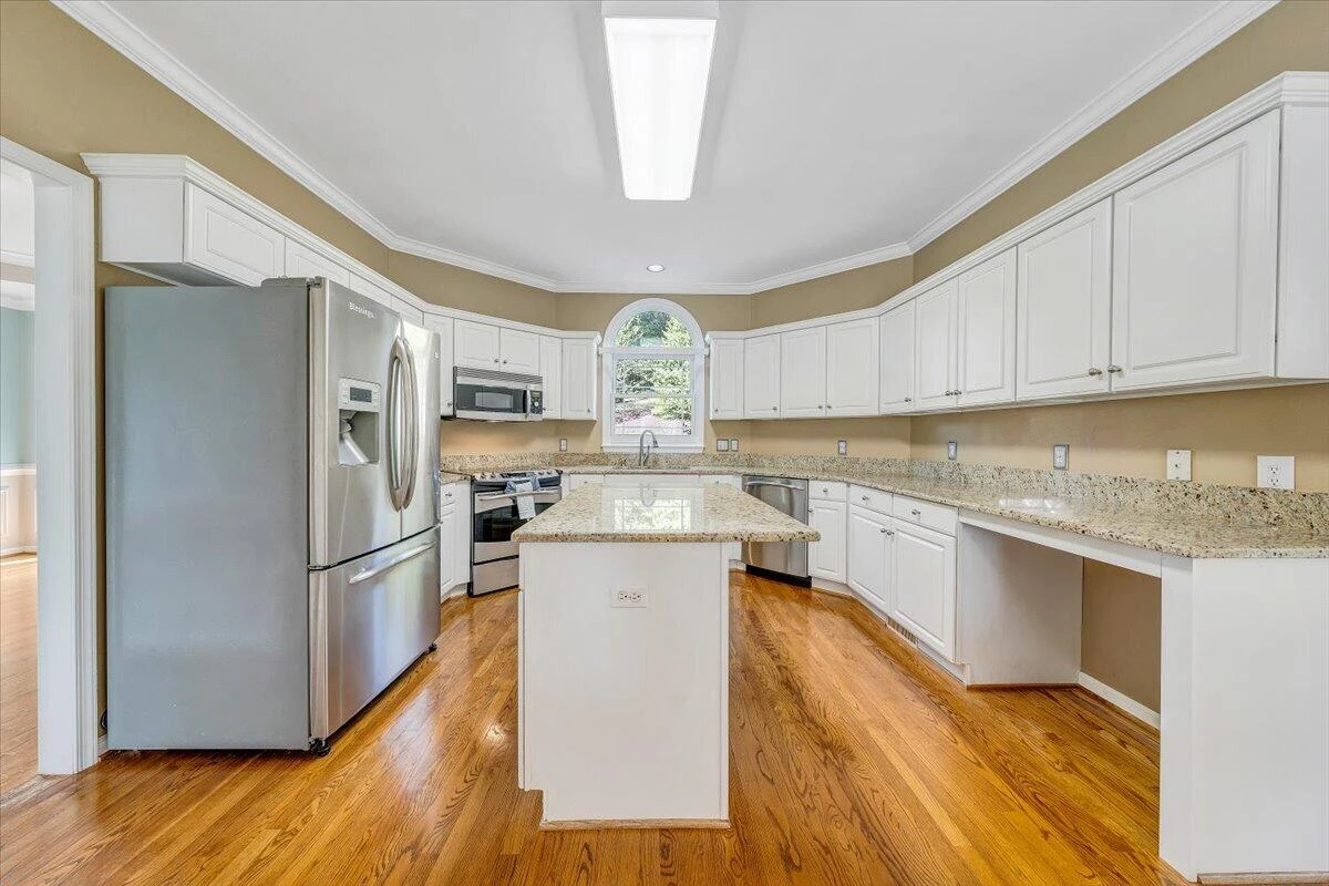 7706 Hollins Court CIR - Photo 19