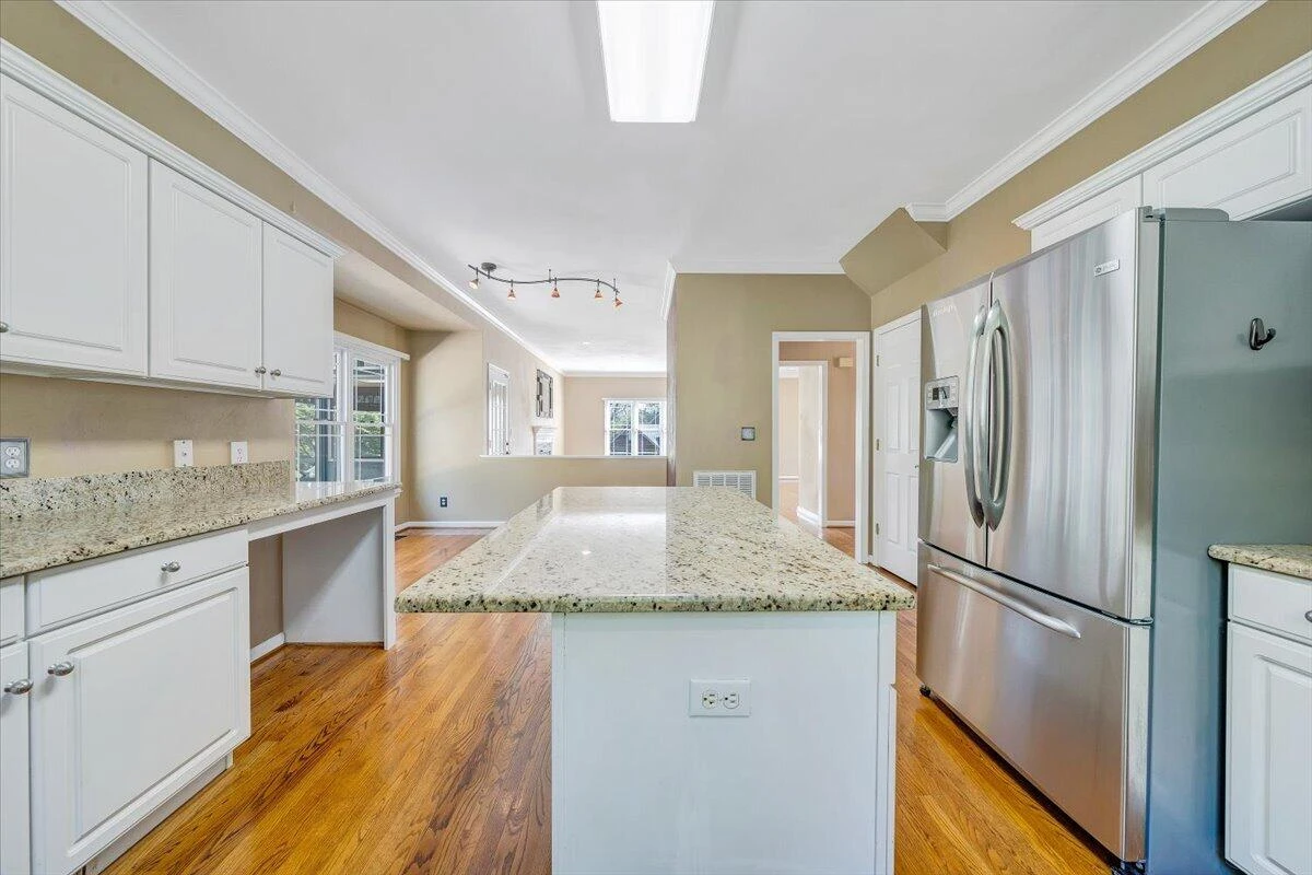 7706 Hollins Court CIR - Photo 22