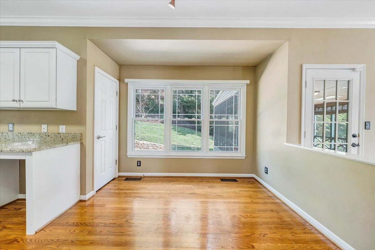 7706 Hollins Court CIR - Photo 27