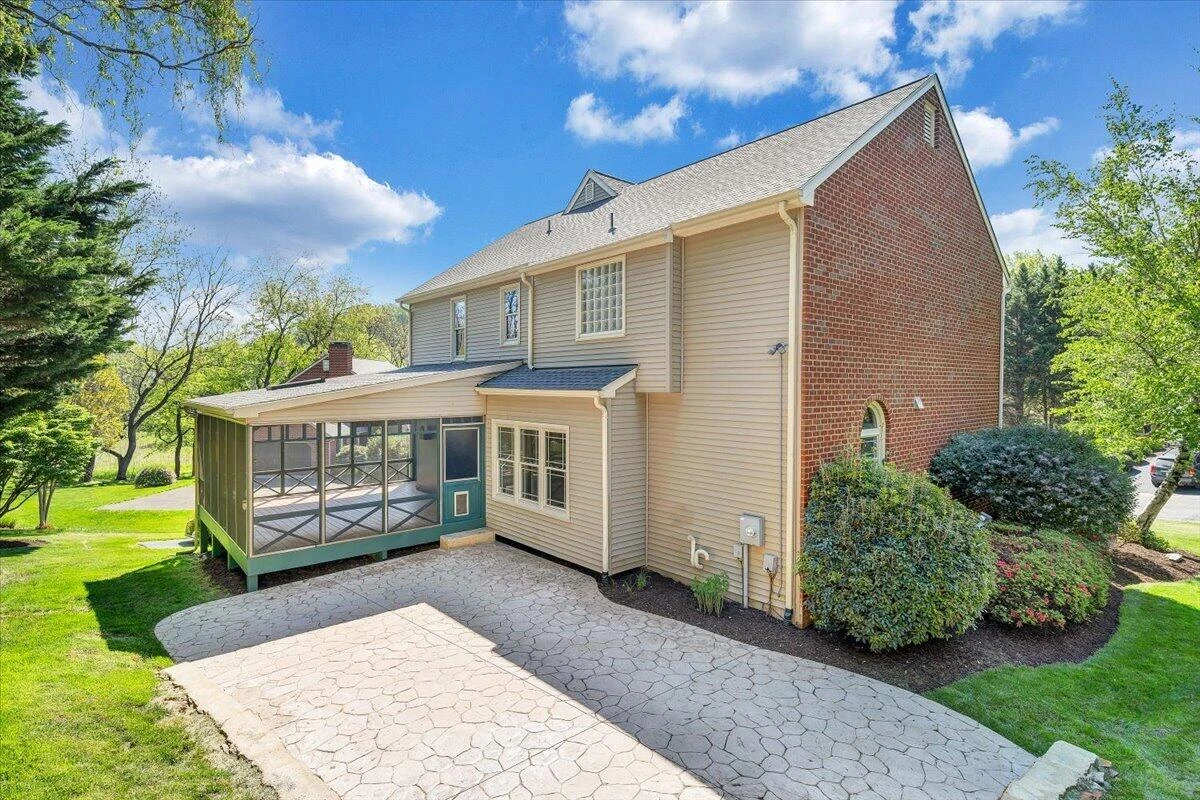 7706 Hollins Court CIR - Photo 63