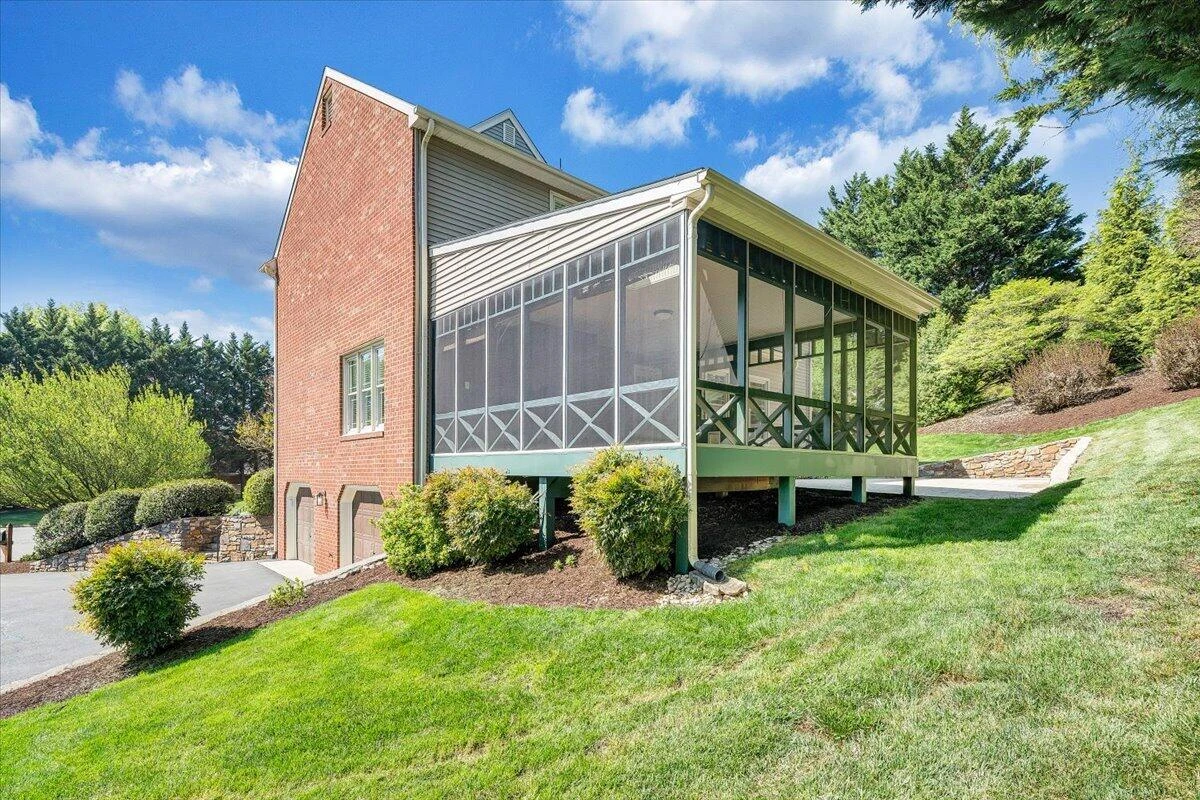 7706 Hollins Court CIR - Photo 66