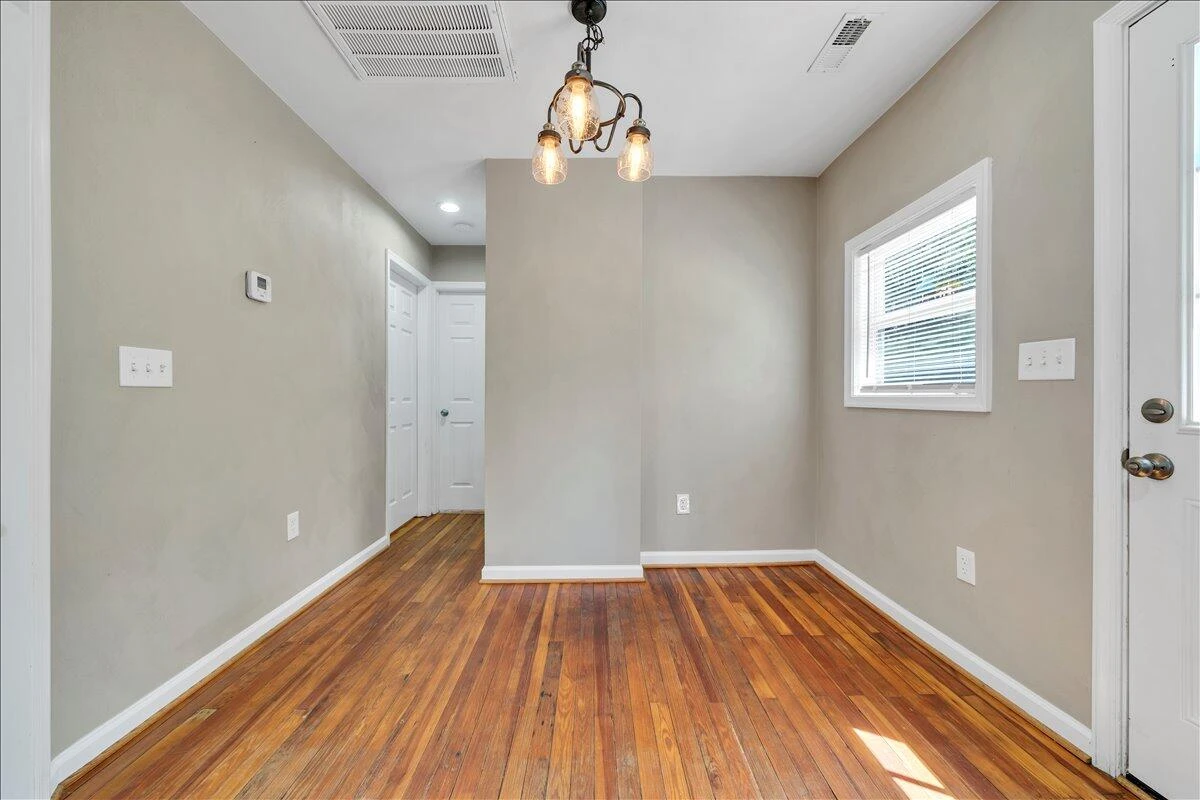 1423 Varnell AVE - Photo 11