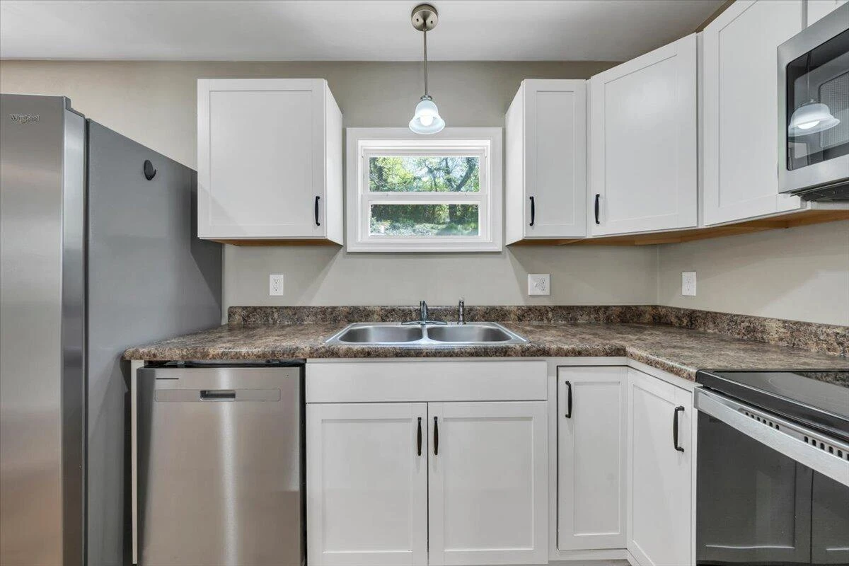 1423 Varnell AVE - Photo 16