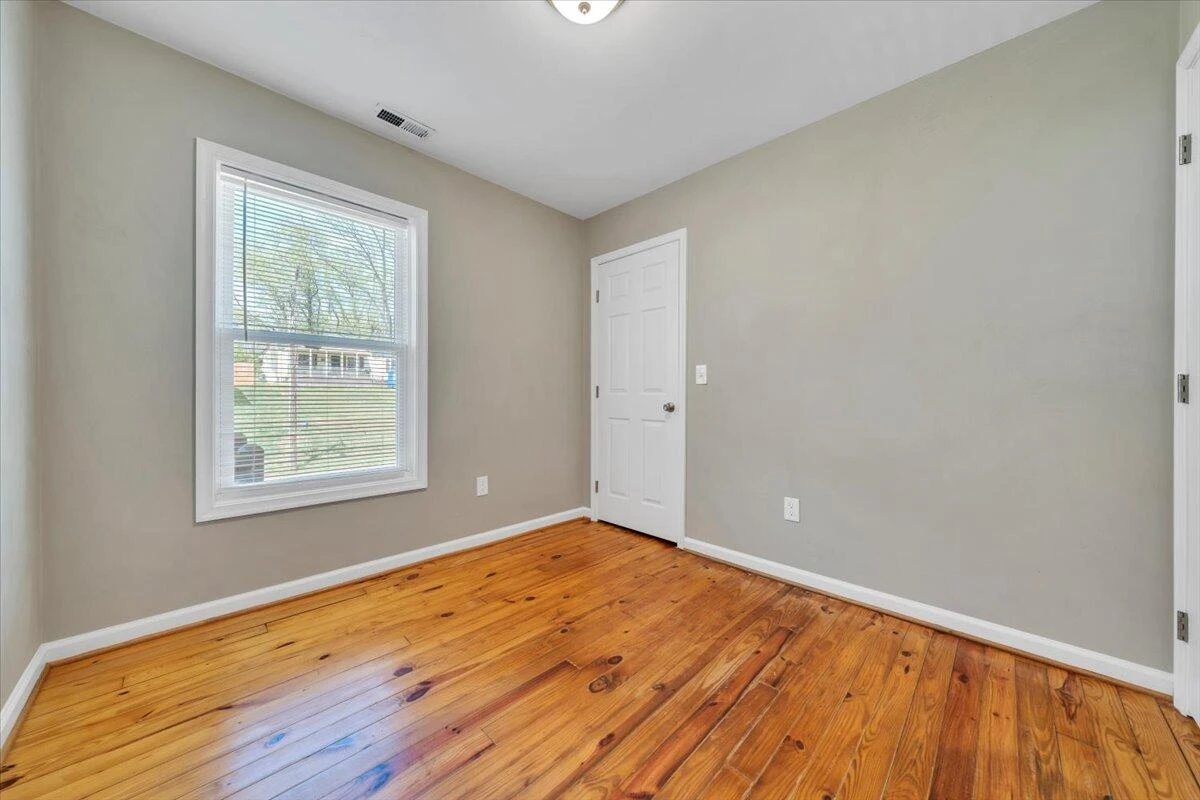 1423 Varnell AVE - Photo 20