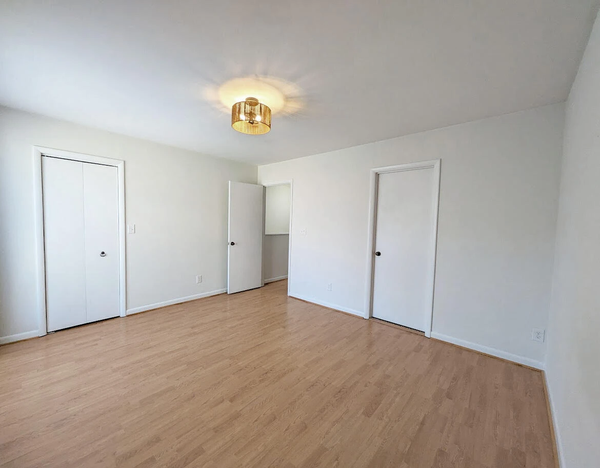 7230 Woods Crossing DR - Photo 8