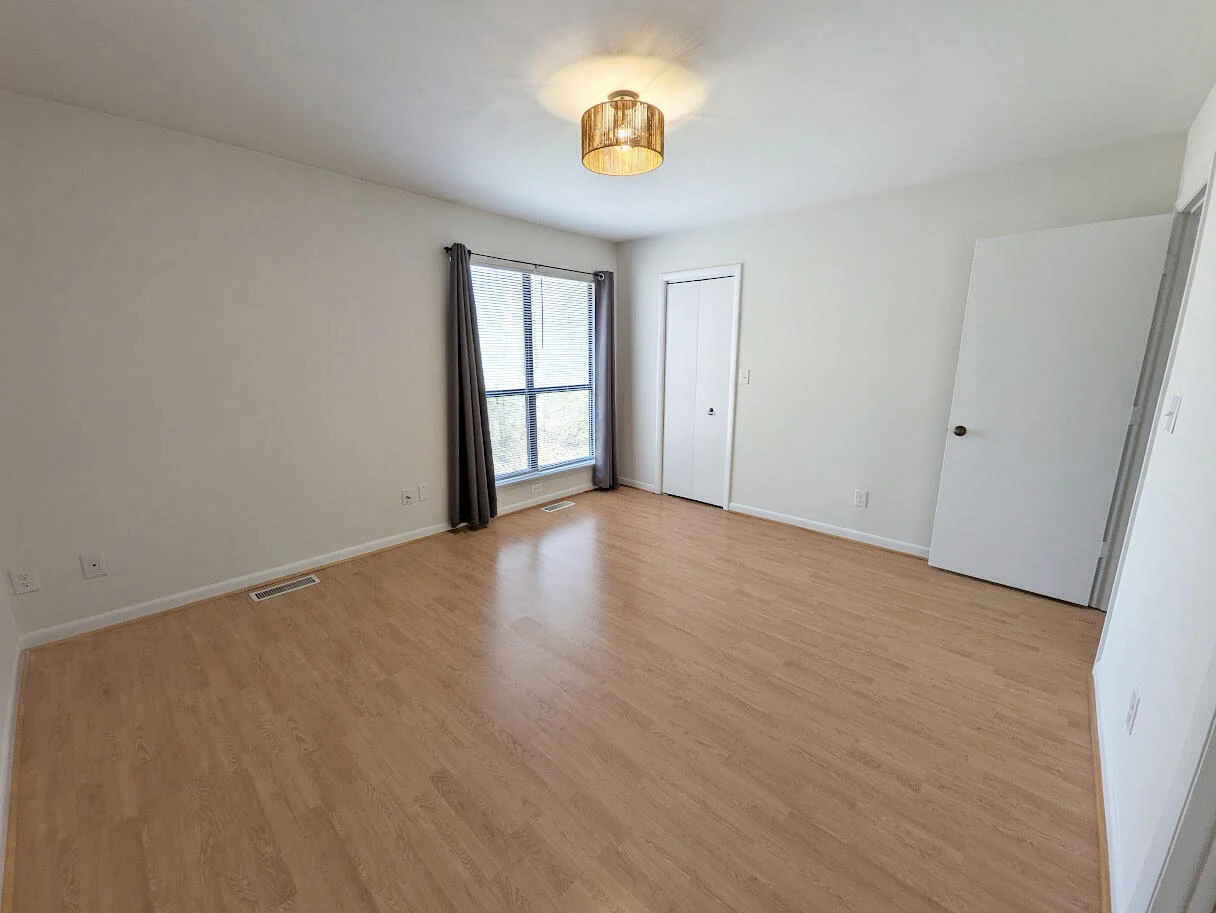 7230 Woods Crossing DR - Photo 9