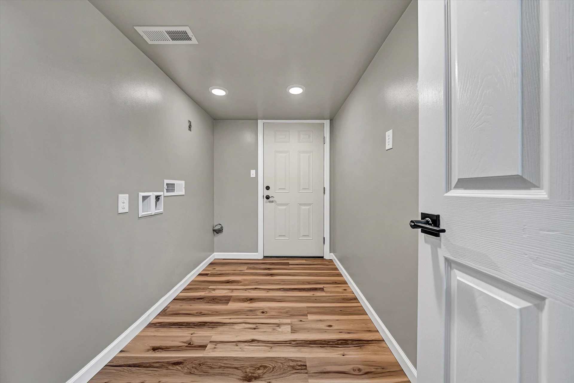 731 BASSETT HEIGHTS RD - Photo 32