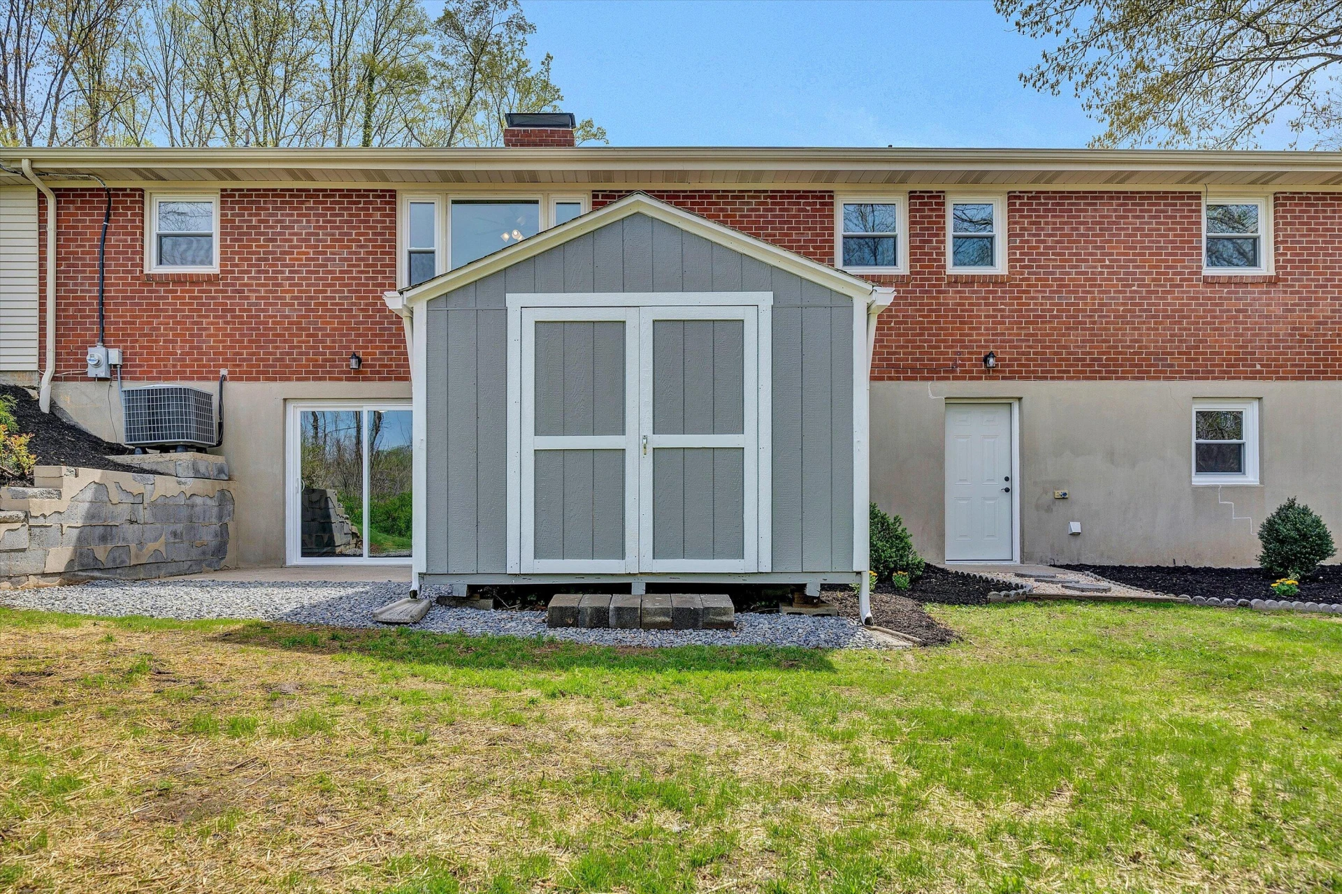 731 BASSETT HEIGHTS RD - Photo 39