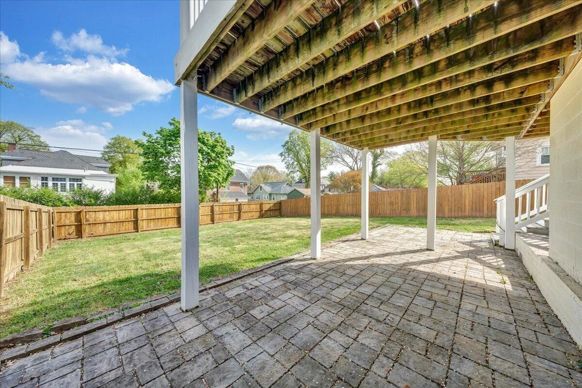 1819 Maiden LN - Photo 54