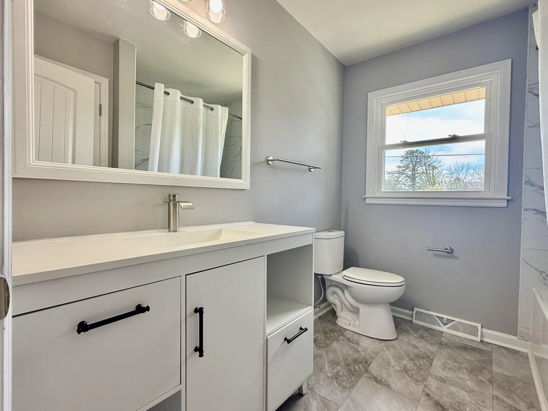 3213 Forest Park BLVD - Photo 4