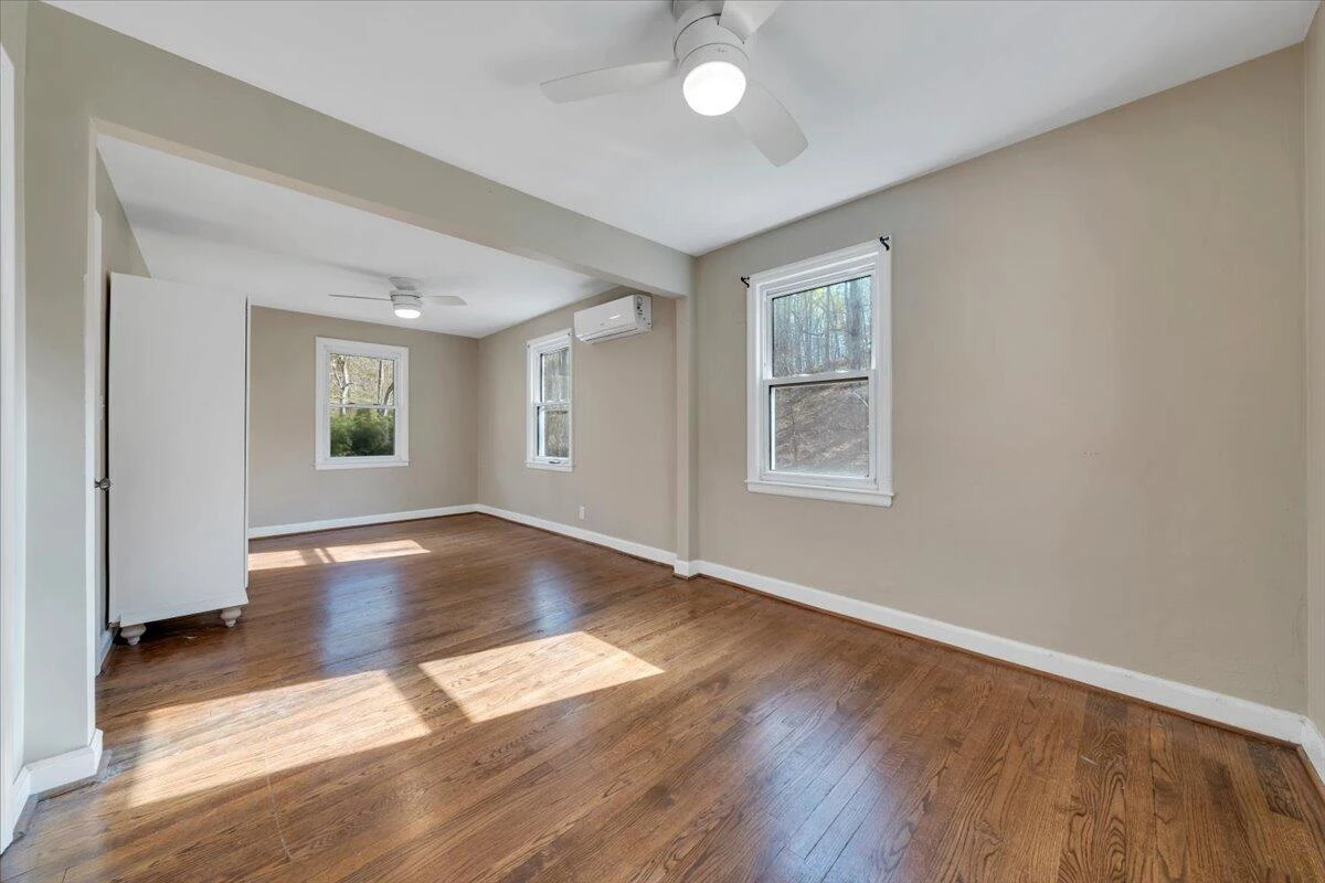 1065 Cain DR - Photo 35