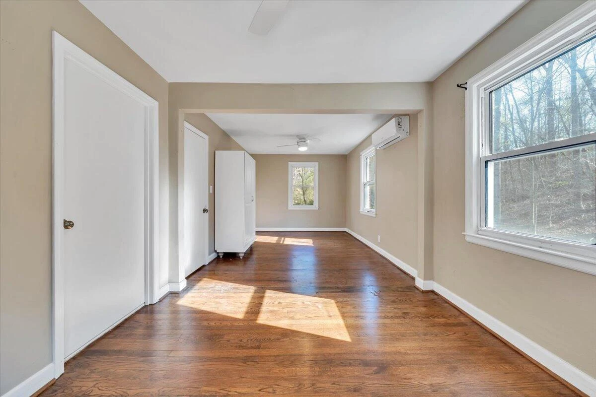 1065 Cain DR - Photo 36