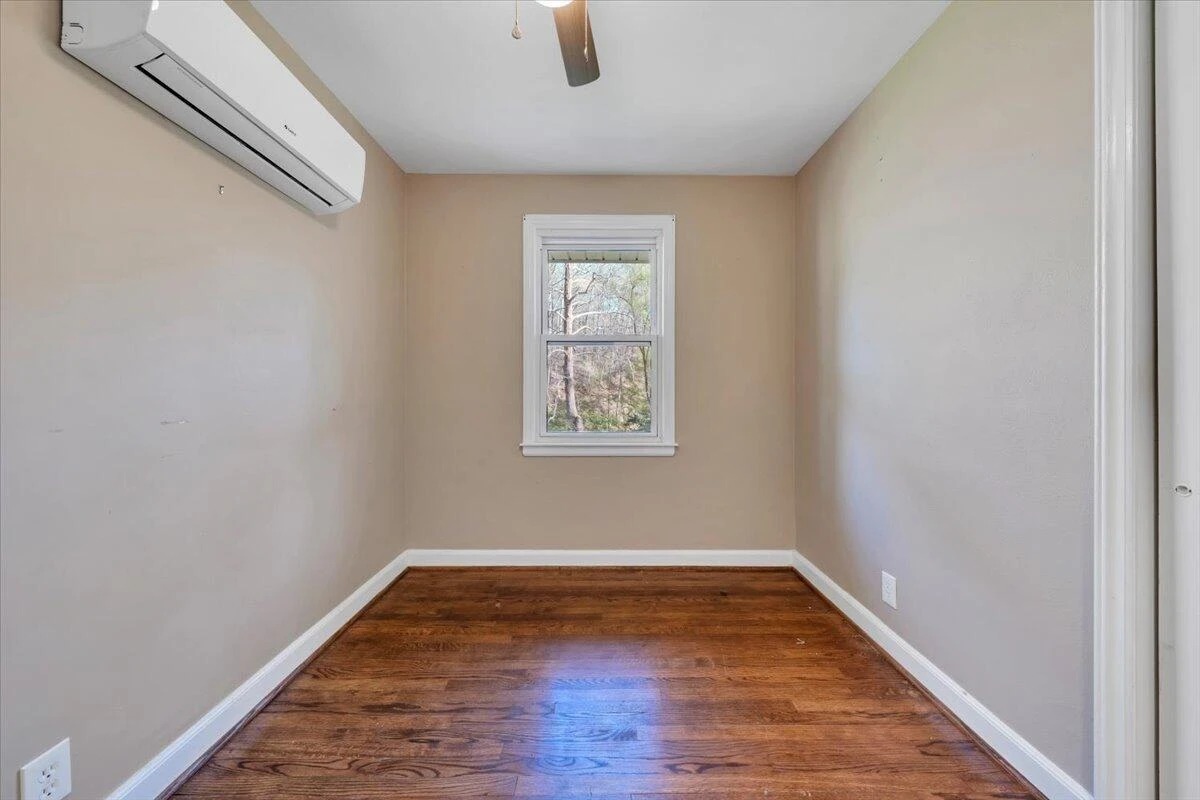 1065 Cain DR - Photo 45